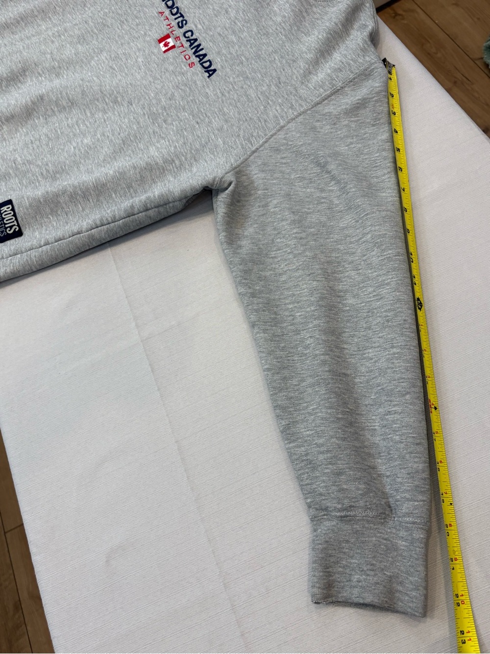 Vintage Roots Canada Gray Crewneck Sweatshirt #1563 - Picture 10 of 13